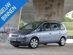 Grijs Gebruikt 2005 Opel Zafira MPV | € 6.950