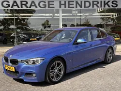 Blauw Gebruikt 2017 BMW 330 Executive Sedan | € 18.445 (Super prijs)