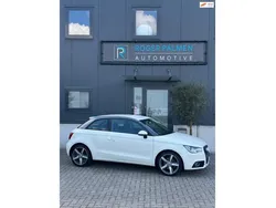 Wit Gebruikt 2010 Audi A1 Ambition Hatchback | € 8.750 (Iets duurder)