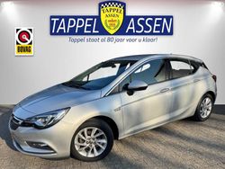 Grijs, metallic lak Gebruikt 2018 Opel Astra Innovation Hatchback | € 10.950 (Eerlijke prijs)