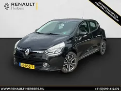 Zwart metallic Gebruikt 2015 Renault Clio IV Dynamique Hatchback | € 5.750 (Eerlijke prijs)