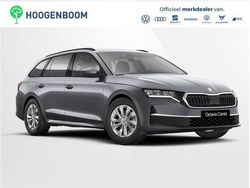 Grijs Gebruikt 2024 Skoda Octavia Selection Stationwagen | € 34.315 (Eerlijke prijs)