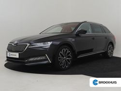 Geel Gebruikt 2022 Skoda Superb LAURIN & KLEMENT Stationwagen | € 31.895 (Duur)
