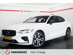 Wit Gebruikt 2022 Volvo S60 R-Design Sedan | € 36.944 (Iets duurder)