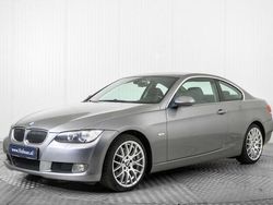 Grijs Gebruikt 2007 BMW 325 Executive Coupé | € 12.900 (Duur)