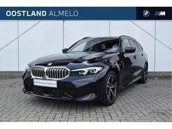 Saphirschwarz (donker zwart metallic) Gebruikt 2025 BMW 330e Comfort Edition Stationwagen | € 51.950 (Super prijs)