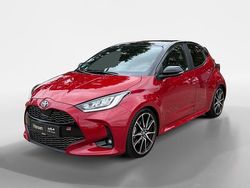 Rood Gebruikt 2023 Toyota Yaris Sport Hatchback | € 26.945 (Eerlijke prijs)
