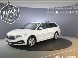 Wit Gebruikt 2024 Skoda Octavia Business Line Stationwagen | € 23.000 (Super prijs)