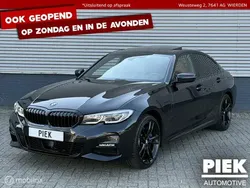 Zwart, metallic lak Gebruikt 2021 BMW 330e Executive Sedan | € 39.999 (Iets duurder)