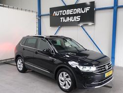 Zwart Gebruikt 2020 VW Tiguan Elegance SUV | € 28.750 (Eerlijke prijs)