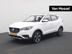 Wit Gebruikt 2020 MG ZS Luxury Sedan | € 12.444 (Goede deal)