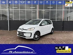 Wit Gebruikt 2018 VW up! Move Hatchback | € 9.450 (Goede deal)