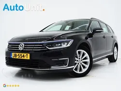 Zwart Gebruikt 2015 VW Passat Highline Stationwagen | € 9.640 (Duur)