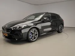 Zwart Gebruikt 2024 BMW M135 M Sport Hatchback | € 62.900 (Super prijs)