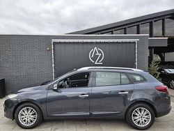 Grijs Gebruikt 2010 Renault Mégane GrandTour Dynamique Stationwagen | € 2.950 (Eerlijke prijs)