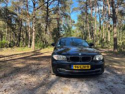 Zwart Gebruikt 2010 BMW 116 Hatchback | € 2.500