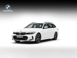 Wit Nieuw 2025 BMW 330e Stationwagen | € 61.405 (Eerlijke prijs)