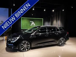 Zwart, metallic lak Gebruikt 2016 Renault Mégane GrandTour Zen Stationwagen | € 9.450 (Eerlijke prijs)