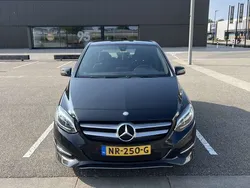 Zwart Gebruikt 2017 Mercedes B180 Edition MPV | € 17.500 (Eerlijke prijs)