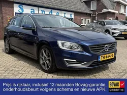 Blauw Gebruikt 2015 Volvo V60 Stationwagen | € 6.950 (Eerlijke prijs)