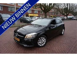 Zwart Gebruikt 2016 Mercedes A160 Hatchback | € 13.944 (Eerlijke prijs)