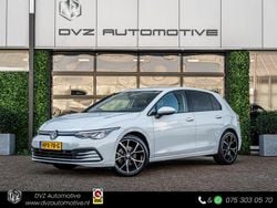 Wit Gebruikt 2021 VW Golf VIII Life Hatchback | € 19.950 (Eerlijke prijs)