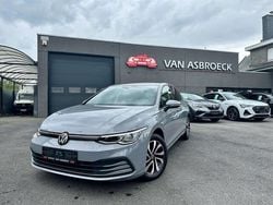 Grijs Gebruikt 2022 VW Golf VIII Active Sedan | € 23.250 (Goede deal)