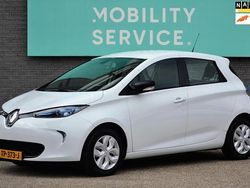 Wit Gebruikt 2018 Renault Zoe Life Hatchback | € 9.464 (Eerlijke prijs)
