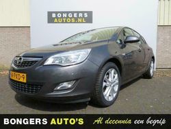 Grijs Gebruikt 2011 Opel Astra Edition MPV | € 6.250 (Duur)