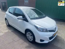 Wit Gebruikt 2011 Toyota Yaris Comfort Hatchback | € 5.950 (Iets duurder)