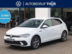 Wit Nieuw 2024 VW Polo R-line Hatchback | € 35.250 (Duur)