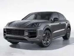 Grijs (metallic) Gebruikt 2024 Porsche Cayenne SUV | € 119.750