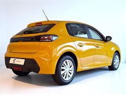 Geel Gebruikt 2022 Peugeot 208 Active Hatchback | € 14.940 (Goede deal)