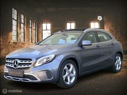 Grijs Gebruikt 2017 Mercedes GLA200 Urban SUV | € 23.350 (Iets duurder)