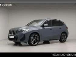 Cape york grun (groen metallic) Gebruikt 2023 BMW X1 Shadowline SUV | € 46.895 (Eerlijke prijs)