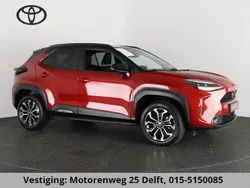 Rood Gebruikt 2023 Toyota Yaris Cross SUV | € 29.250 (Eerlijke prijs)