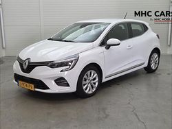 Wit Gebruikt 2020 Renault Clio V Intens Hatchback | € 12.400 (Goede deal)