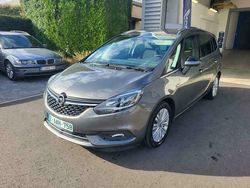Grijs Gebruikt 2017 Opel Zafira MPV | € 15.750 (Eerlijke prijs)