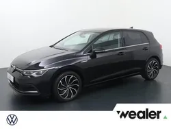 Zwart Gebruikt 2021 VW Golf VIII Business Hatchback | € 27.840 (Eerlijke prijs)