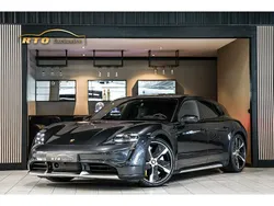 Grijs Gebruikt 2021 Porsche Taycan Cross Turismo Sedan | € 80.000