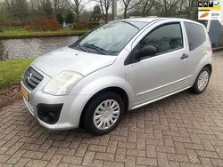 Grijs, metallic lak Gebruikt 2009 Citroën C2 Furio Hatchback | € 1.399 (Eerlijke prijs)