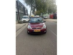 Rood Gebruikt 2002 Ford Fiesta Ghia Hatchback | € 1.499 (Eerlijke prijs)