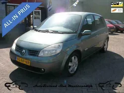 Groen Gebruikt 2004 Renault Scénic II Komfort MPV | € 1.850 (Eerlijke prijs)