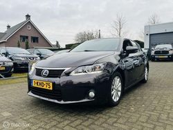 Bruin Gebruikt 2013 Lexus CT200h Business Edition Hatchback | € 7.950 (Eerlijke prijs)