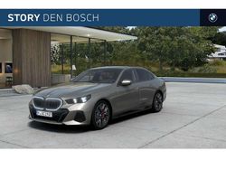 Grijs Nieuw 2025 BMW 520 Comfort Edition Sedan | € 92.205