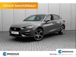 Grijs, metallic lak Nieuw 2025 Seat Leon Business Hatchback | € 37.900 (Goede deal)