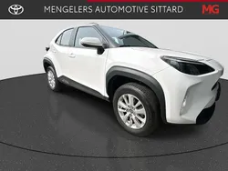 Wit Gebruikt 2024 Toyota Yaris Cross Active SUV | € 26.950 (Eerlijke prijs)