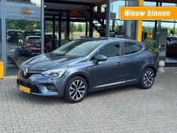 Grijs Gebruikt 2020 Renault Clio V Intens Hatchback | € 9.990 (Eerlijke prijs)