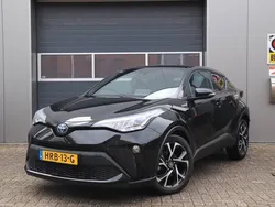 Zwart Gebruikt 2021 Toyota C-HR SUV | € 24.495 (Eerlijke prijs)