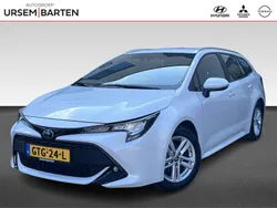 Wit Gebruikt 2022 Toyota Corolla Hybrid Business Edition Stationwagen | € 22.430 (Eerlijke prijs)